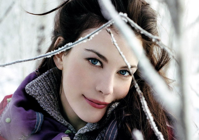 Лив Тайлер (Liv Tyler) и Cybex Aton Q Лив Тайлер (Liv Tyler) и Cybex Aton Q